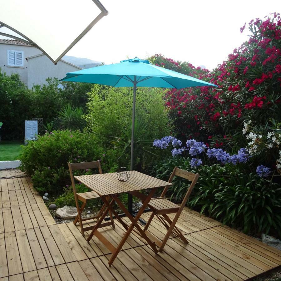 2 Pieces Independant Avec Son Jardinet Prive Hotel Borgo  Ngoại thất bức ảnh